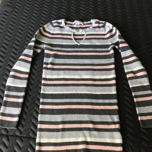 Motherhood Maternity ribbed sweater. Sz Med.